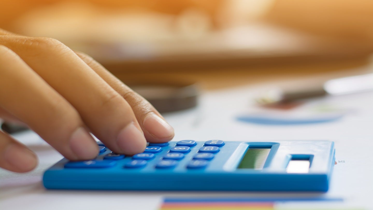 UK savers need extra £23bn a year to hit 12% pension target, says Bowmore